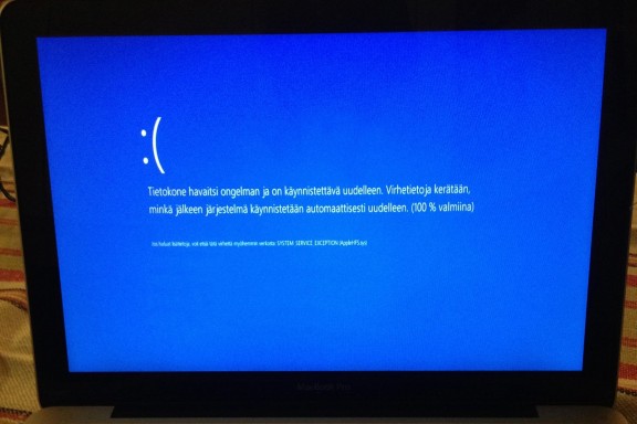 Blue screen -virheilmoitus.