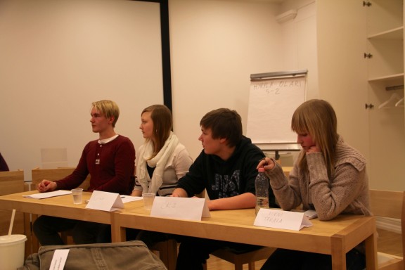 Santeri Tuovila, Erika Tiirikäinen, Öjvind Svinhufvud sekä Ninni Takala.
